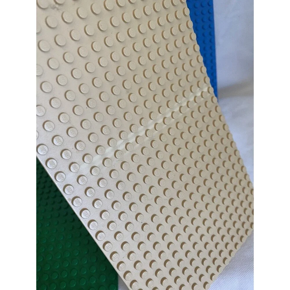 Lot of 4 LEGO 16 x 32 Baseplates Thin READ #53